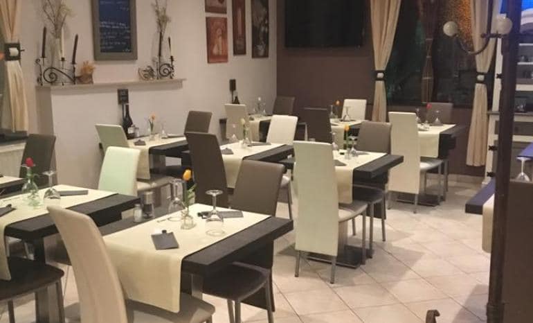 Venezia, pizzeria à Profondeville