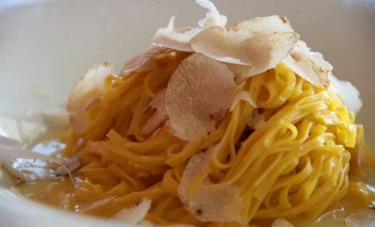 Venezia, pizzeria à Profondeville