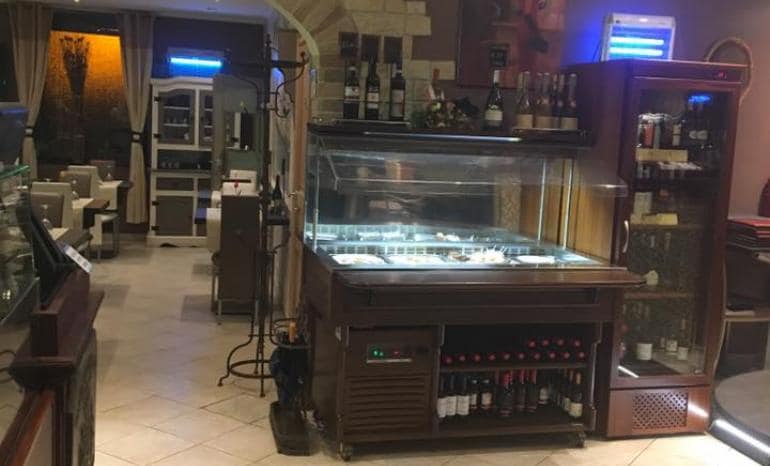 Venezia, pizzeria à Profondeville