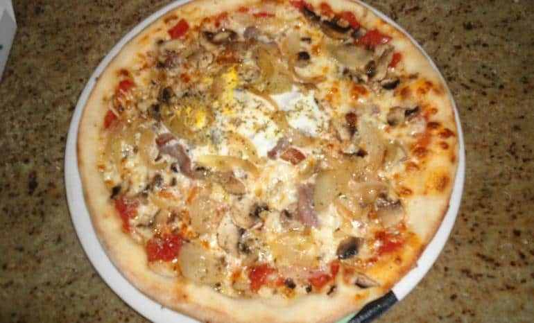 Venezia, pizzeria à Profondeville