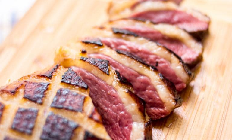 Auberge De La Lesse : Restaurant, restaurant à Celles (Houyet)