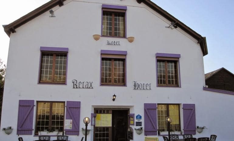 Relax : Salon, hôtel-restaurant à Tavigny (Houffalize)